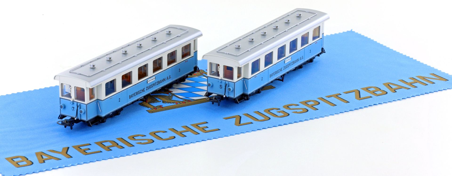 Hobbytrain H43101 - 2er Set Zugspitzbahn Ergänzungswagen, Ep.II-III, H0m