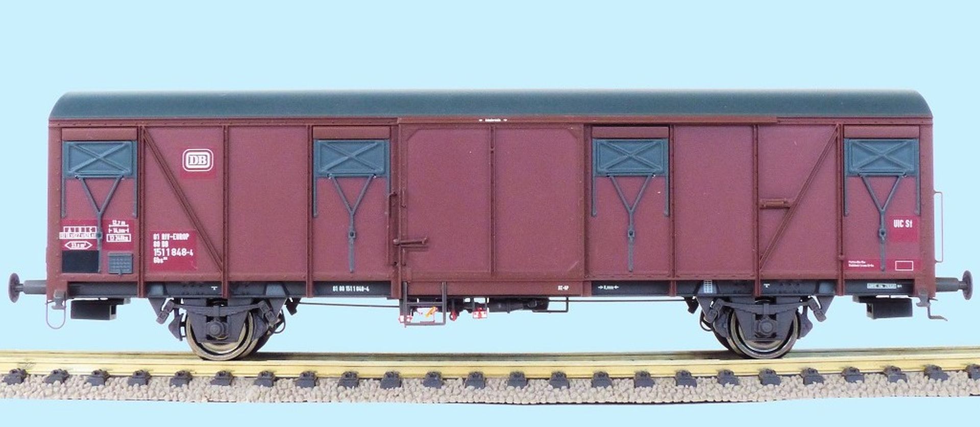 Exact-Train EX23105 - Gedeckter Güterwagen Gbs 252, DB, Ep.IV Exact-Train EX23105 - Gedeckter Güterwagen Gbs 252, DB, Ep.IV