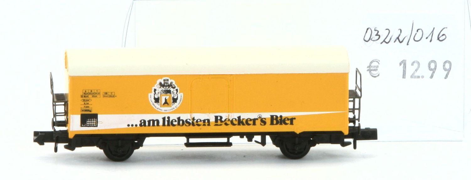 Arnold 0322/016-G - gedeckter Güterwagen, gelb(am liebsten Beckers Bier)