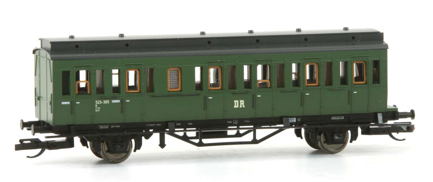 Tillig 13154-A24 - Personenwagen ohne Bremserhaus, 2. Klasse, DR, Ep.III