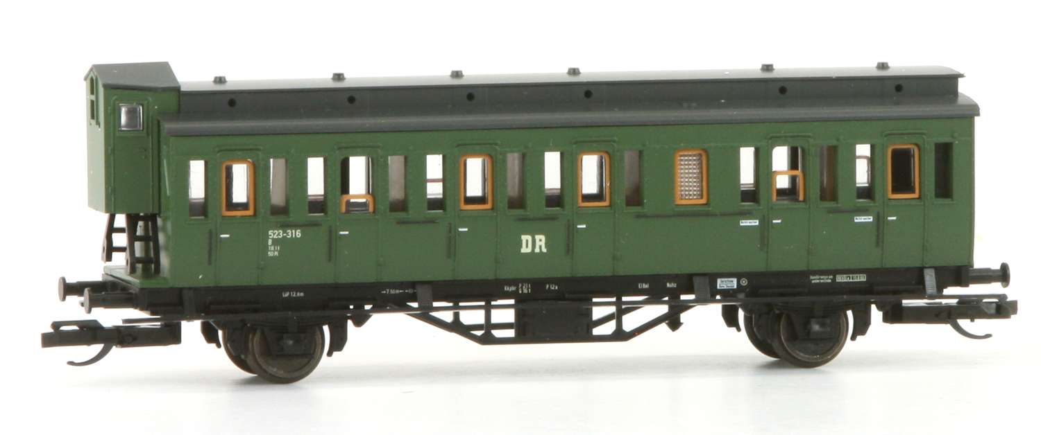Tillig 13153 - Personenwagen mit Bremserhaus, 2. Klasse, DR, Ep.III