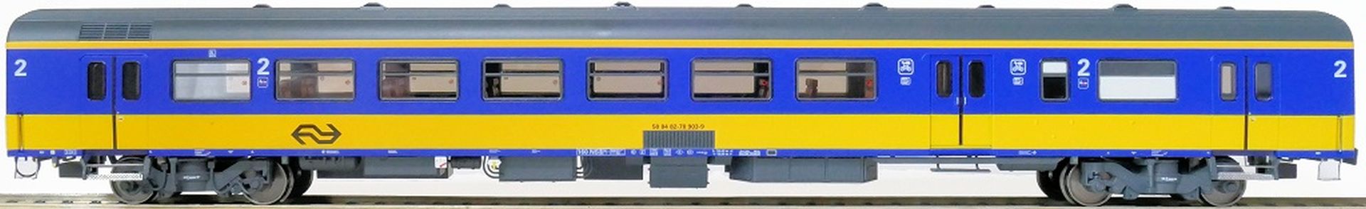 Exact-Train EX11164 - Gepäckwagen ICR Originalversion, NS, Ep.IV, mit Innenbel. und Figuren