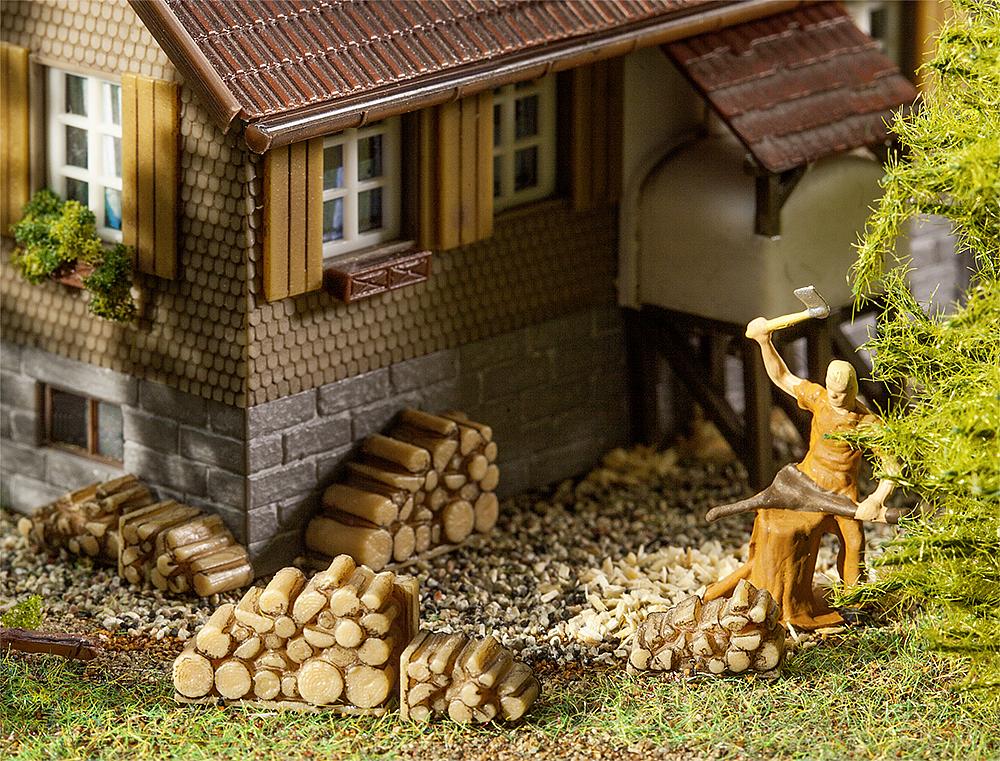 Faller 180940 - 6 Kleine Brennholzstapel
