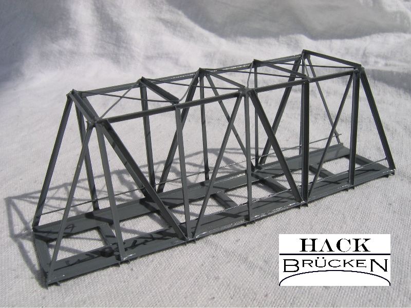 Hack 41050 - KZ9 - Kastenbrücke 9,5cm, 1-gleisig, grau