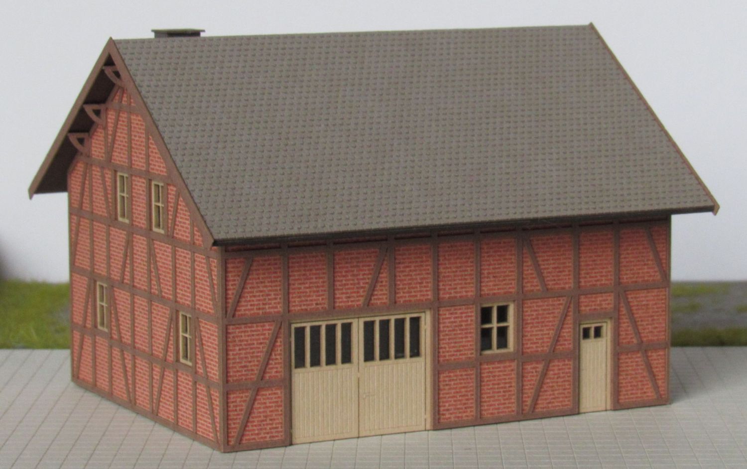 Laffont T502 - Fachwerk-Bauernhaus, Ziegelausführung
