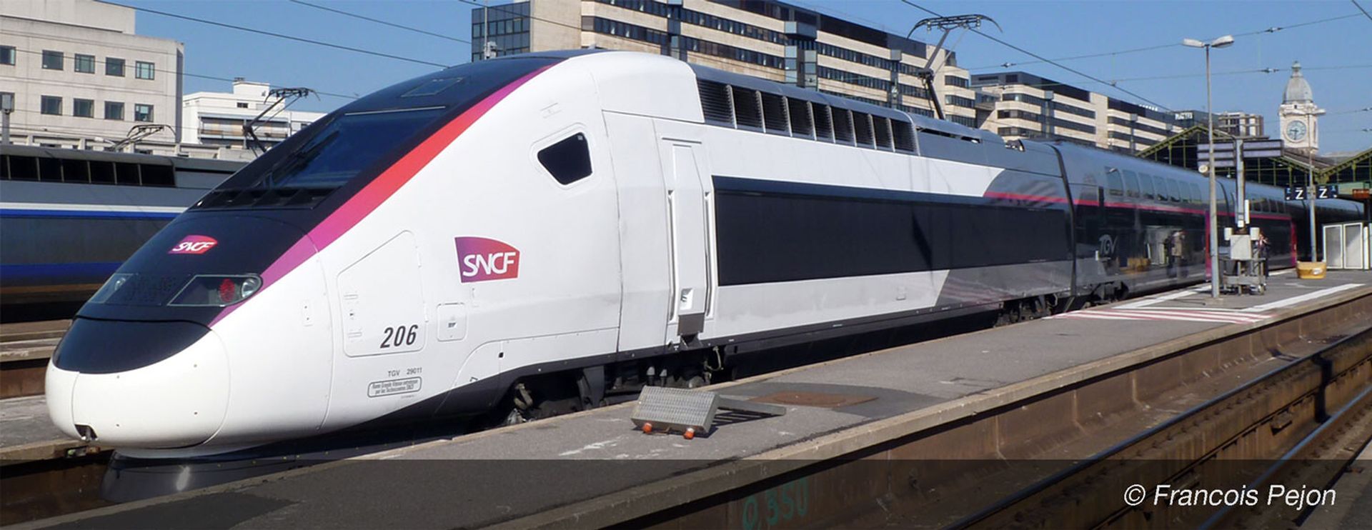 Jouef HJ2451S - Triebzug TGV Duplex Carmillon, 4-teilig, SNCF, Ep.VI, DC-Sound
