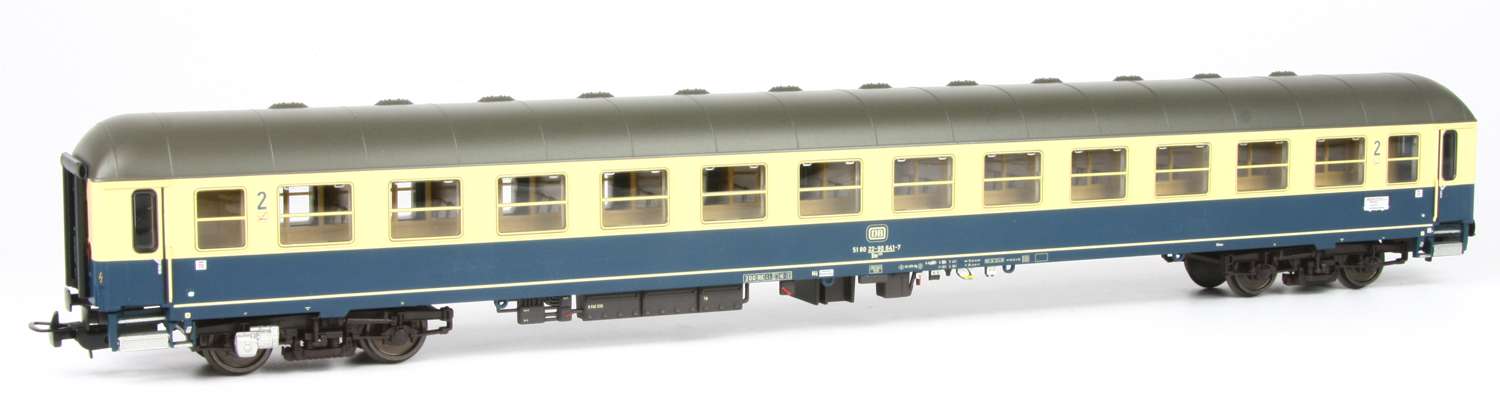 Piko 59663-A24 - IC-Abteilwagen 2.Klasse Bm235, DB, Ep.IV