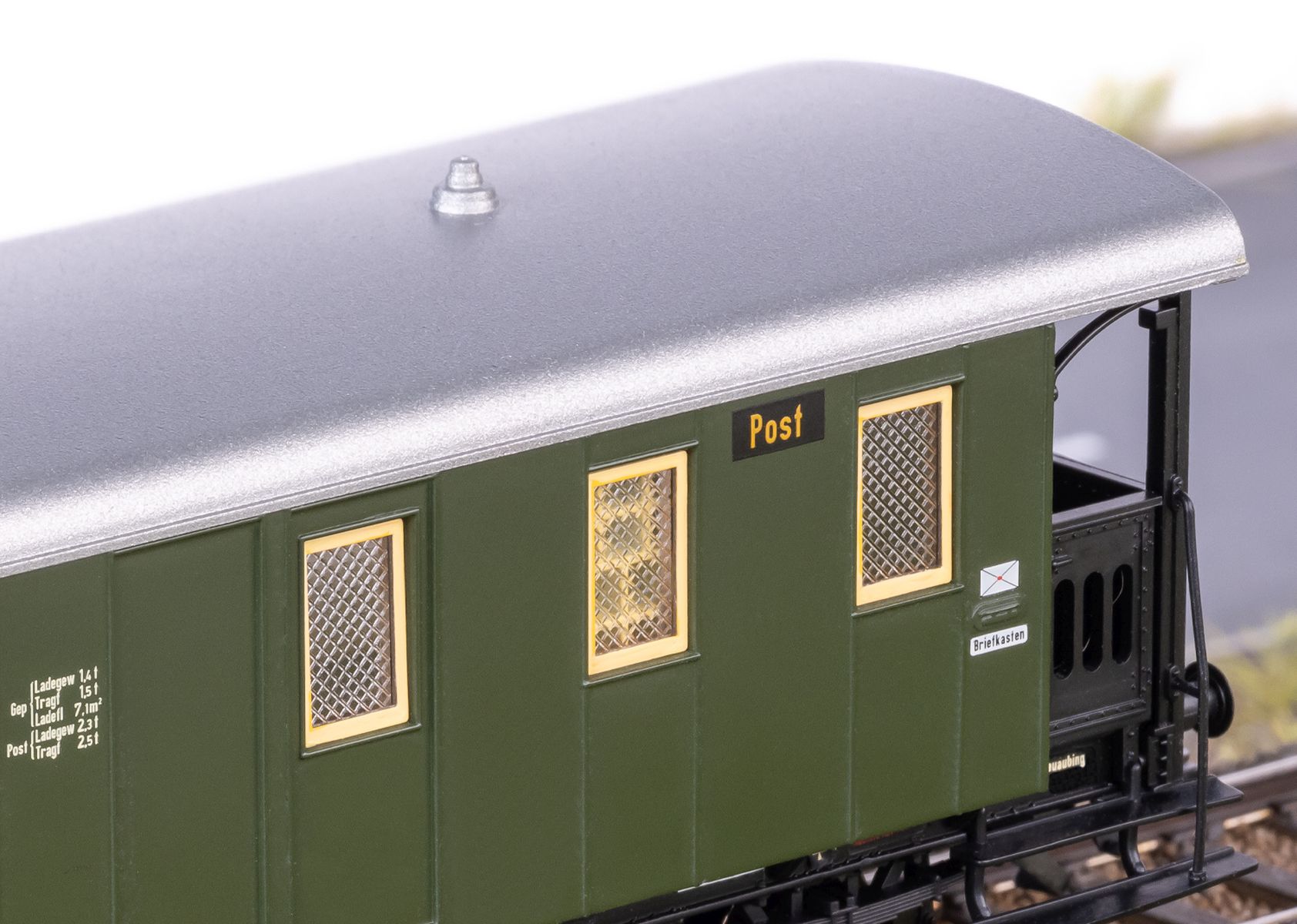 Märklin 26619 - Zugset mit BR 98,3 'Glaskasten' und Personenwagen, DB, Ep.III, MFX+-Sound Märklin 26619 - Zugset mit BR 98,3 'Glaskasten' und Personenwagen, DB, Ep.III, MFX+-Sound