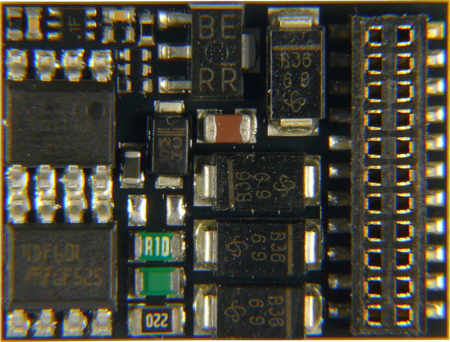 Zimo MX638D - Decoder 20,5 x 15,5 x 3,5 mm, 1,2 A, MTC 21, verstärkte FA