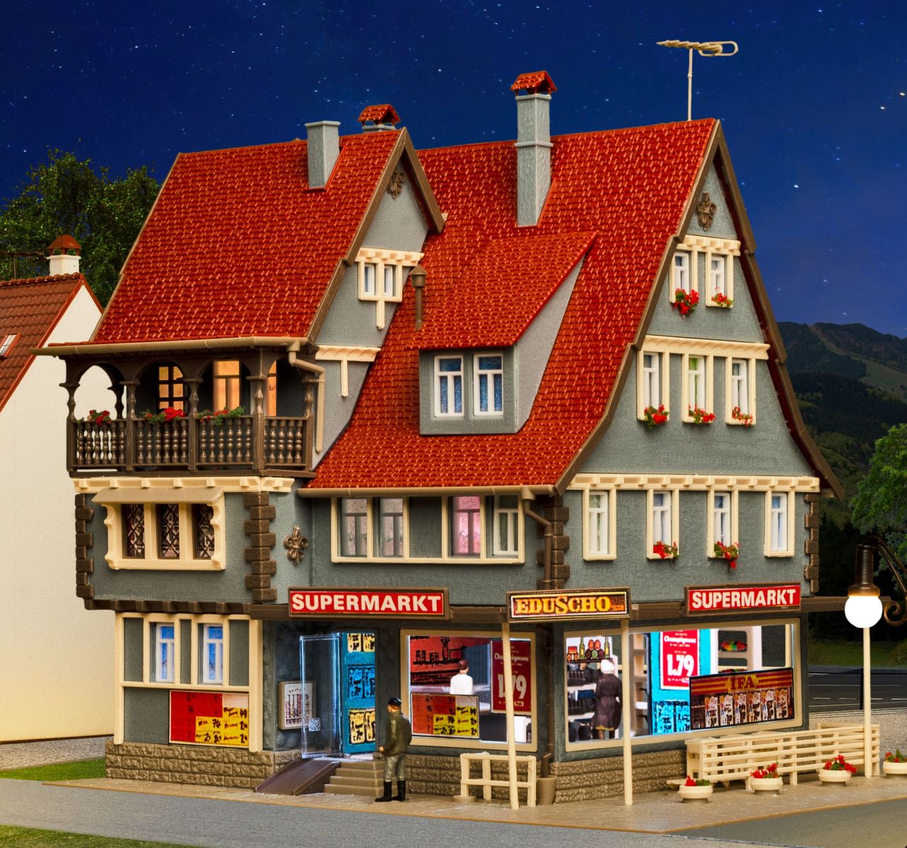 Vollmer 43660 - Supermarkt, mit Beleuchtung Vollmer 43660 - Supermarkt, mit Beleuchtung