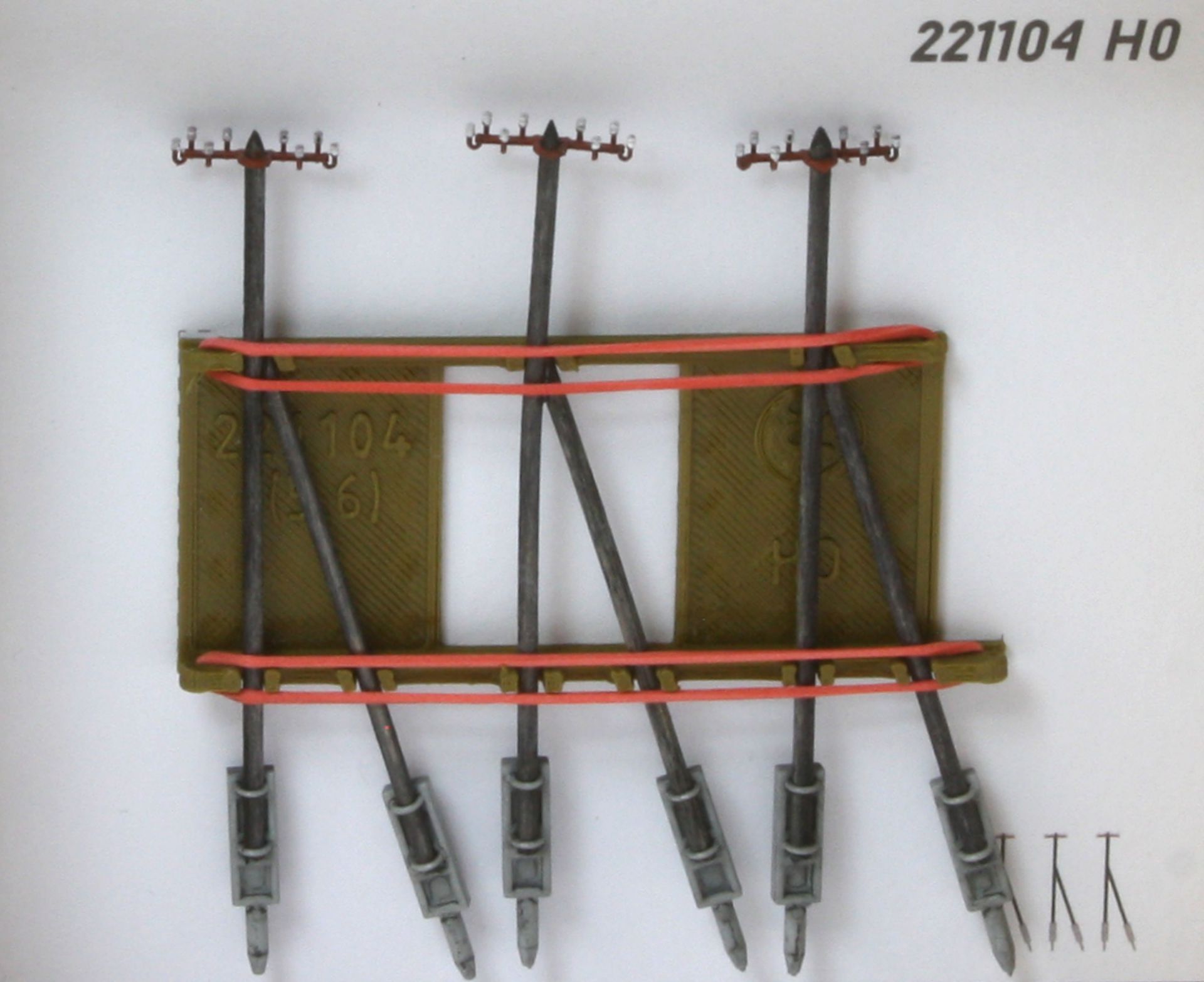 Radestra 221104 - 3 Telegrafenmasten mit  1Querträger mit Stütze