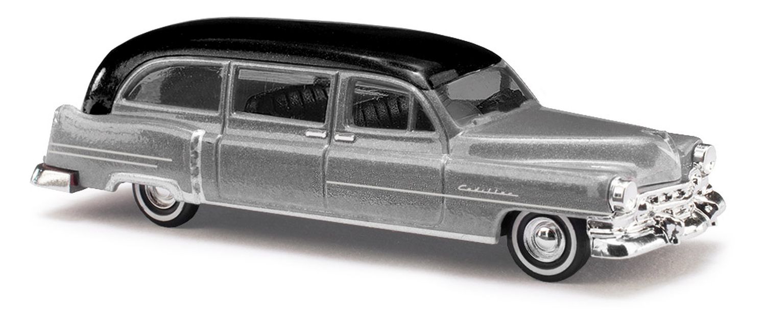 Busch 43480 - Cadillac '52 Station Wagon 'Metallica' Silber, 1952