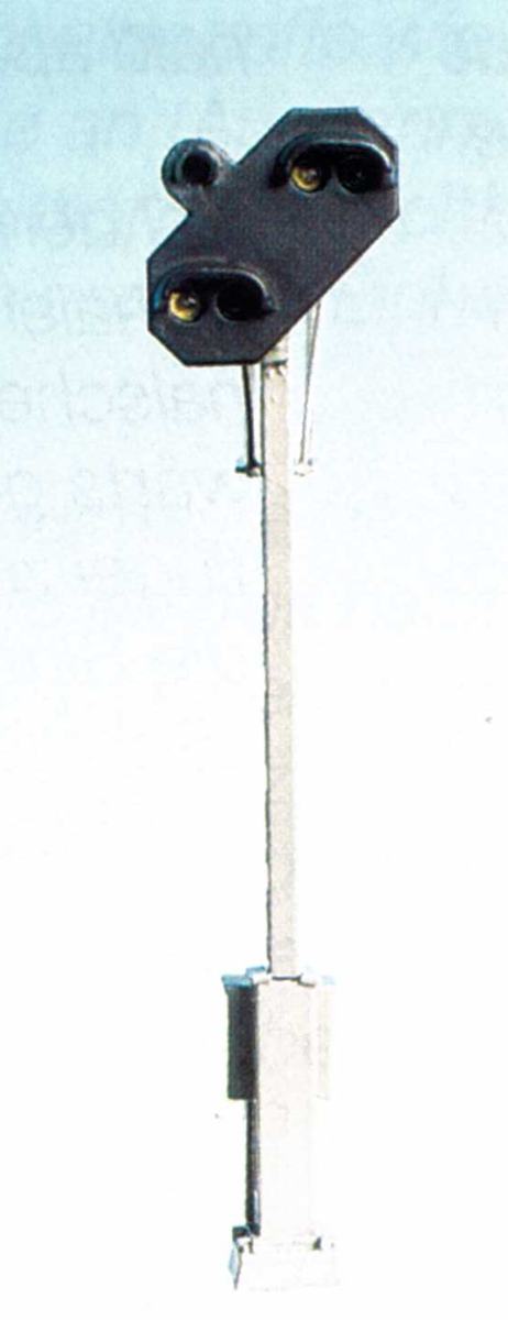 Weinert 1411 - Vorsignal mit zusätzlicher Lampe, Fertigmodell