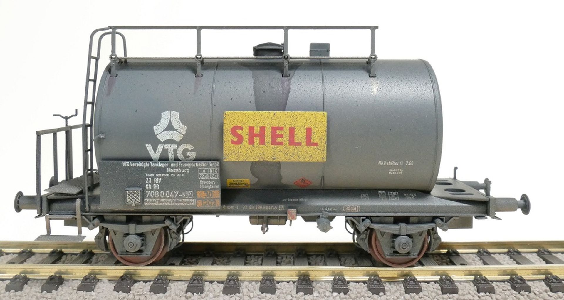 Exact-Train EX22059 - Kesselwagen, DB, Ep.IV 'VTG/Shell', verschmutzt