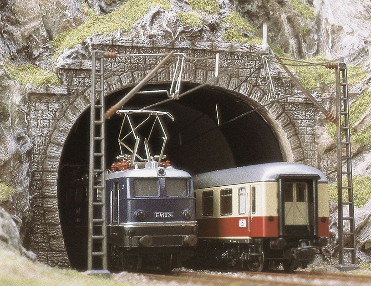 Busch 8192 - Tunnelportale