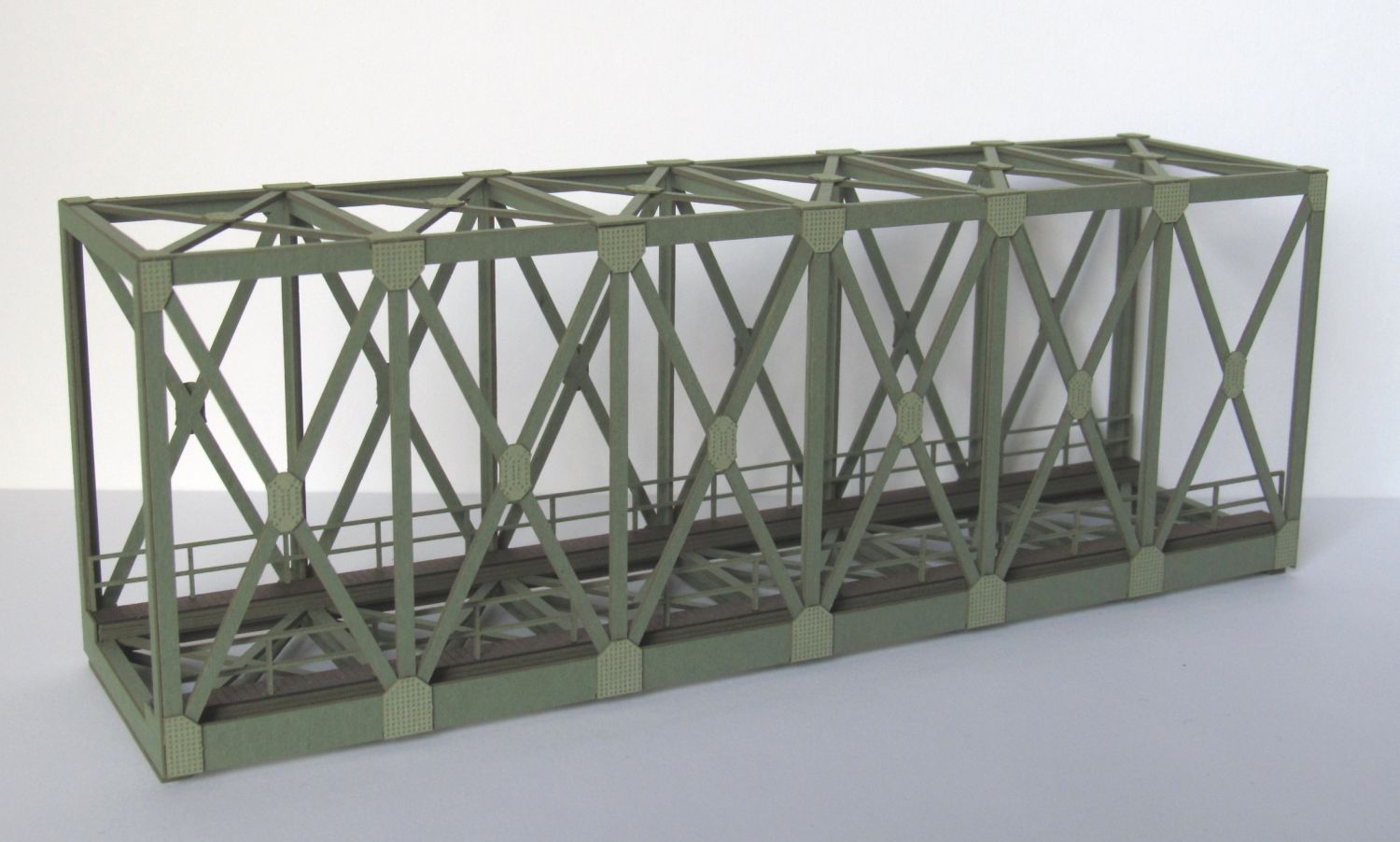 Laffont T4501 - Fachwerk-Kastenbrücke 1-gleisig, resedagrün