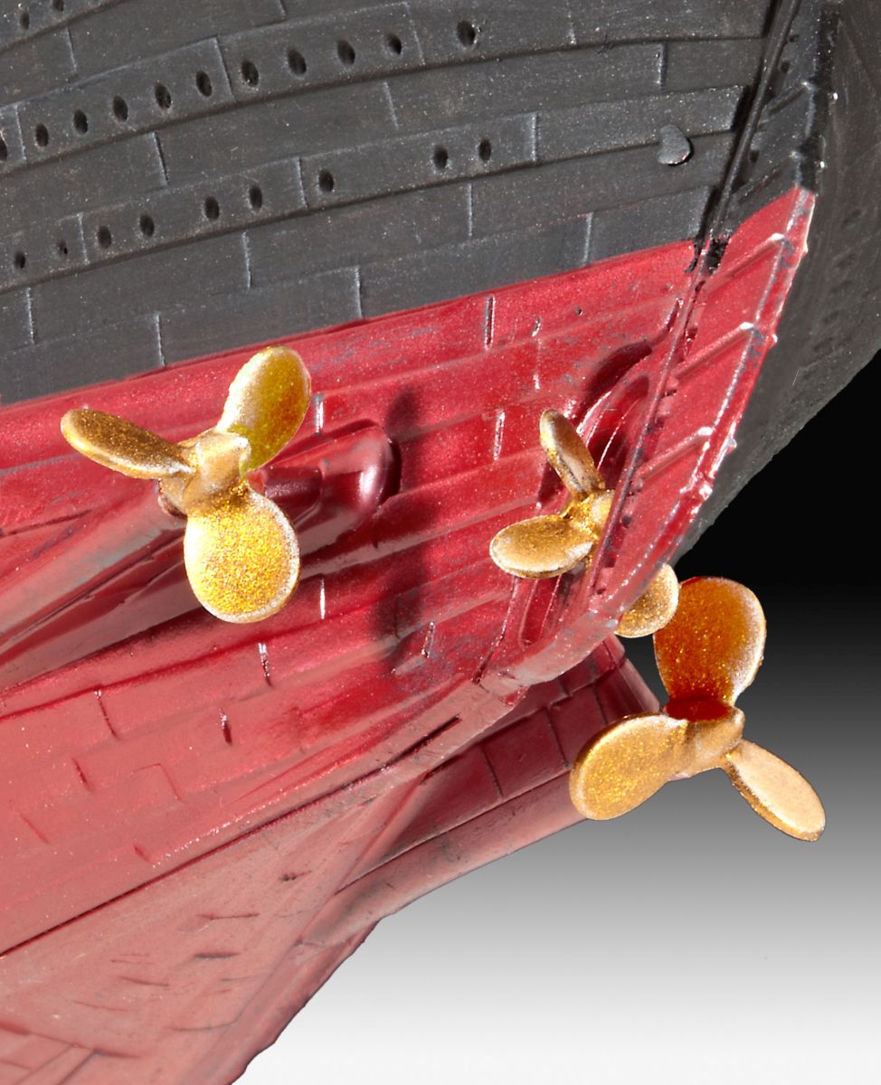 Revell 05210 - R.M.S. TITANIC