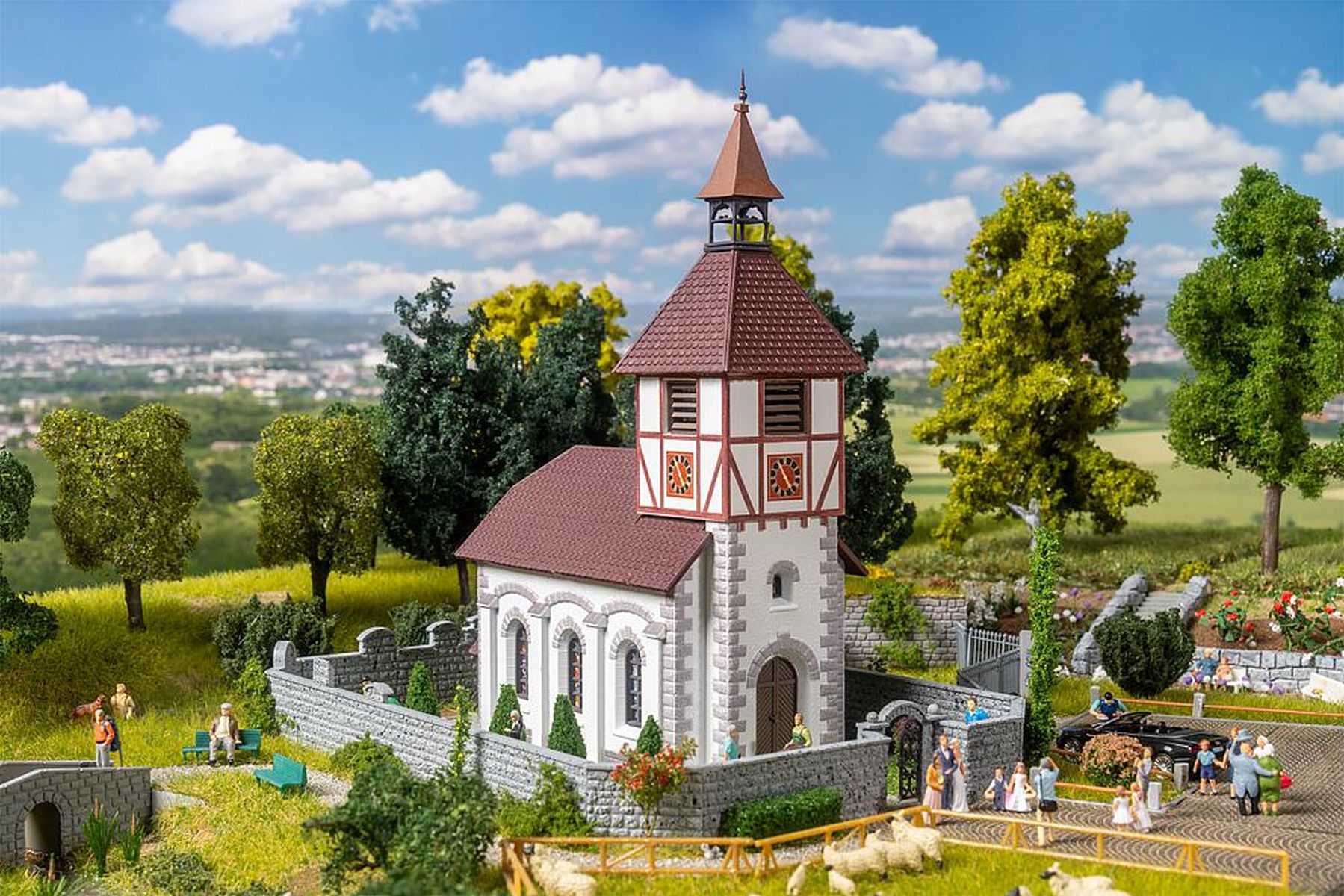 Faller 130679 - Dorfkirche mit Kirchhof