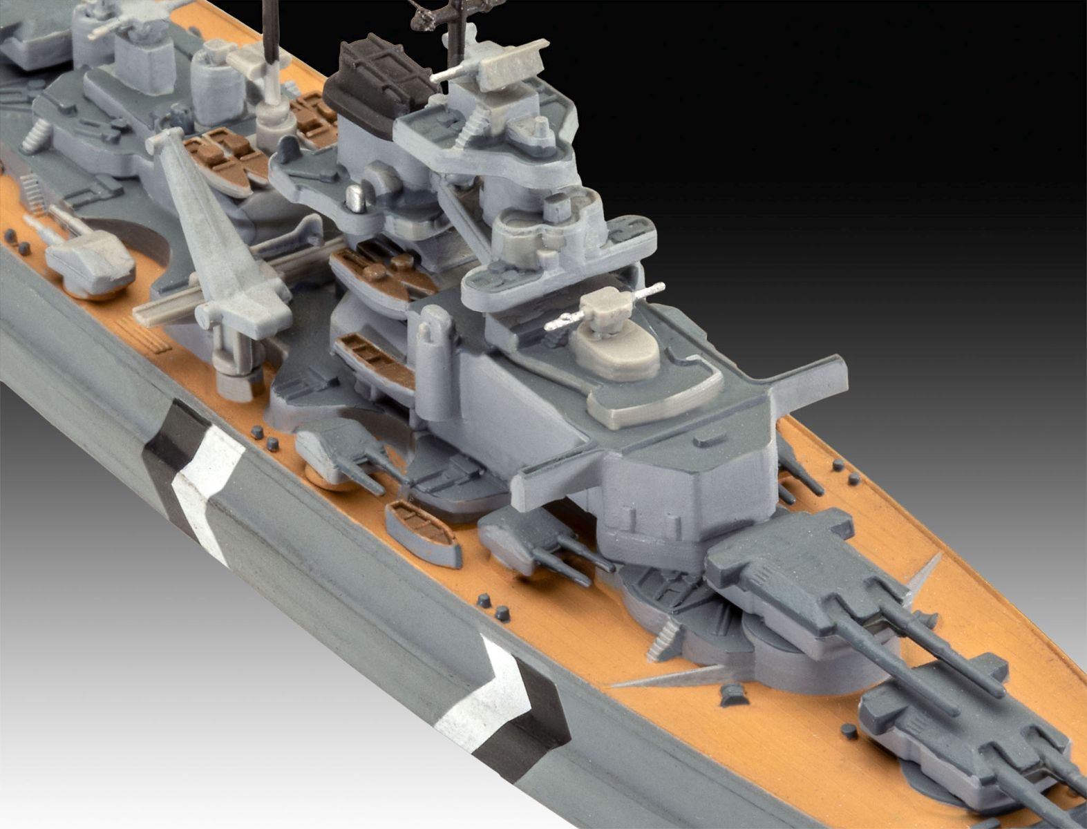 Revell 05668 - First Diorama Set - Bismarck Battle Revell 05668 - First Diorama Set - Bismarck Battle