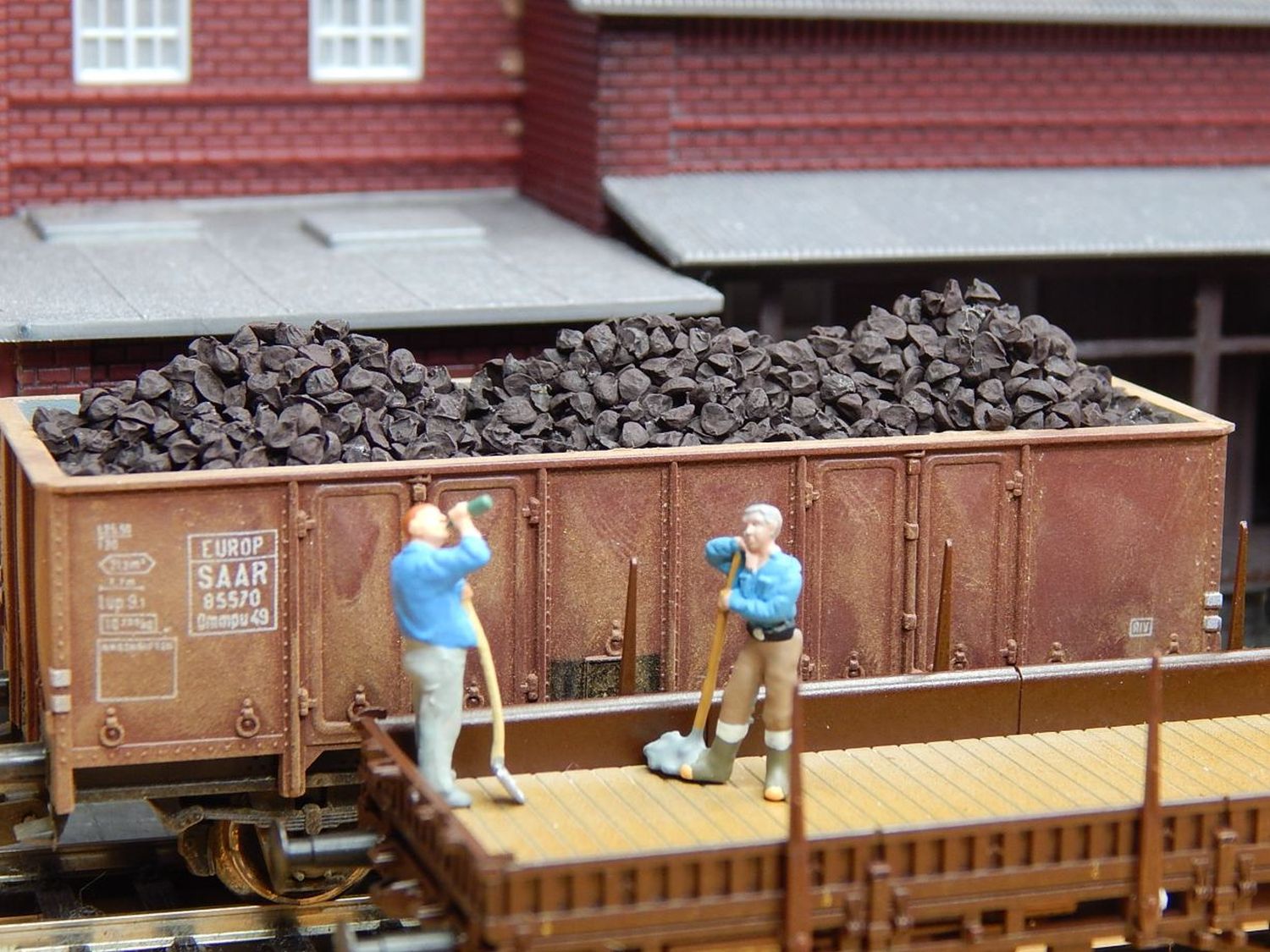 Juweela 28153 - Braunkohle grob, 20g, 1:87, H0 Juweela 28153 - Braunkohle grob, 20g, 1:87, H0