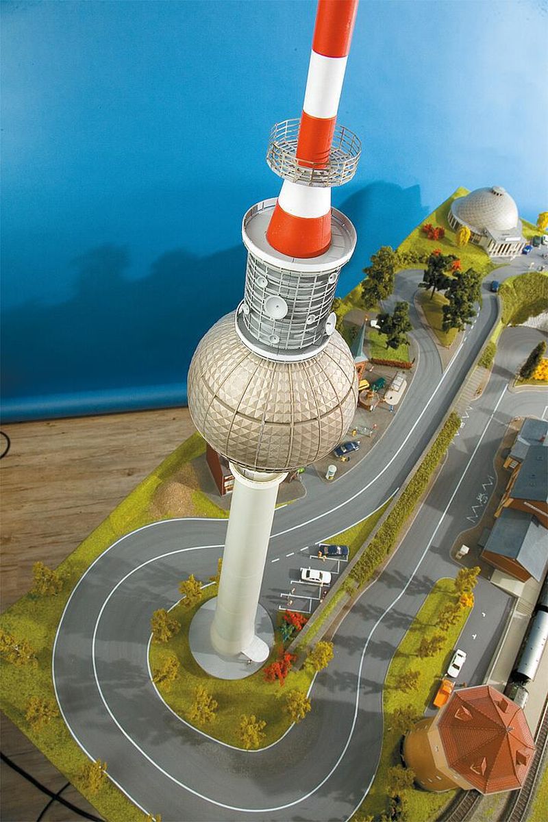 Faller 130966 - Fernsehturm Faller 130966 - Fernsehturm