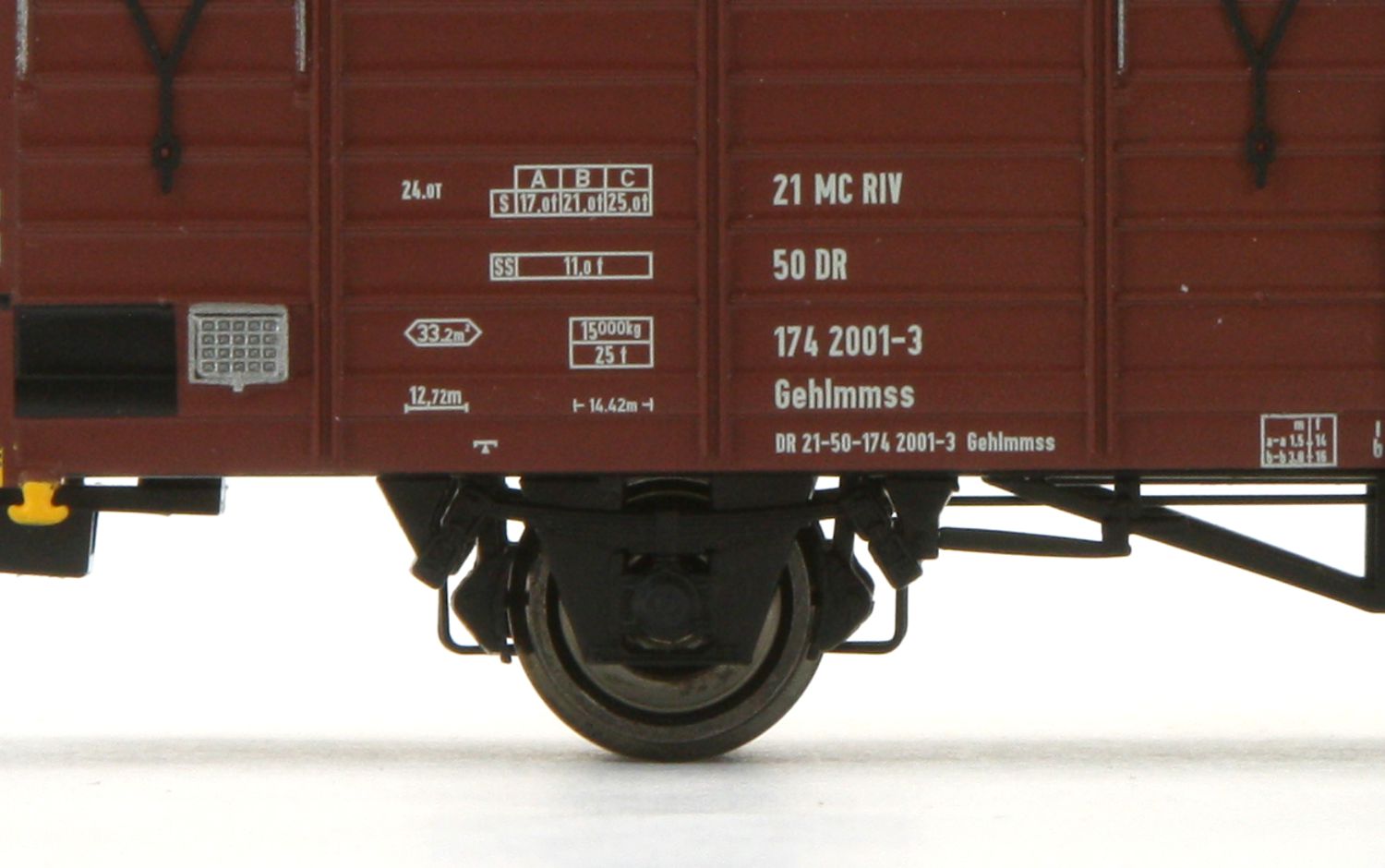 Exact-Train EX23114-A - Gedeckter Güterwagen 2001-3 Gehlmmss, DR, Ep.IV 'Expressgut'