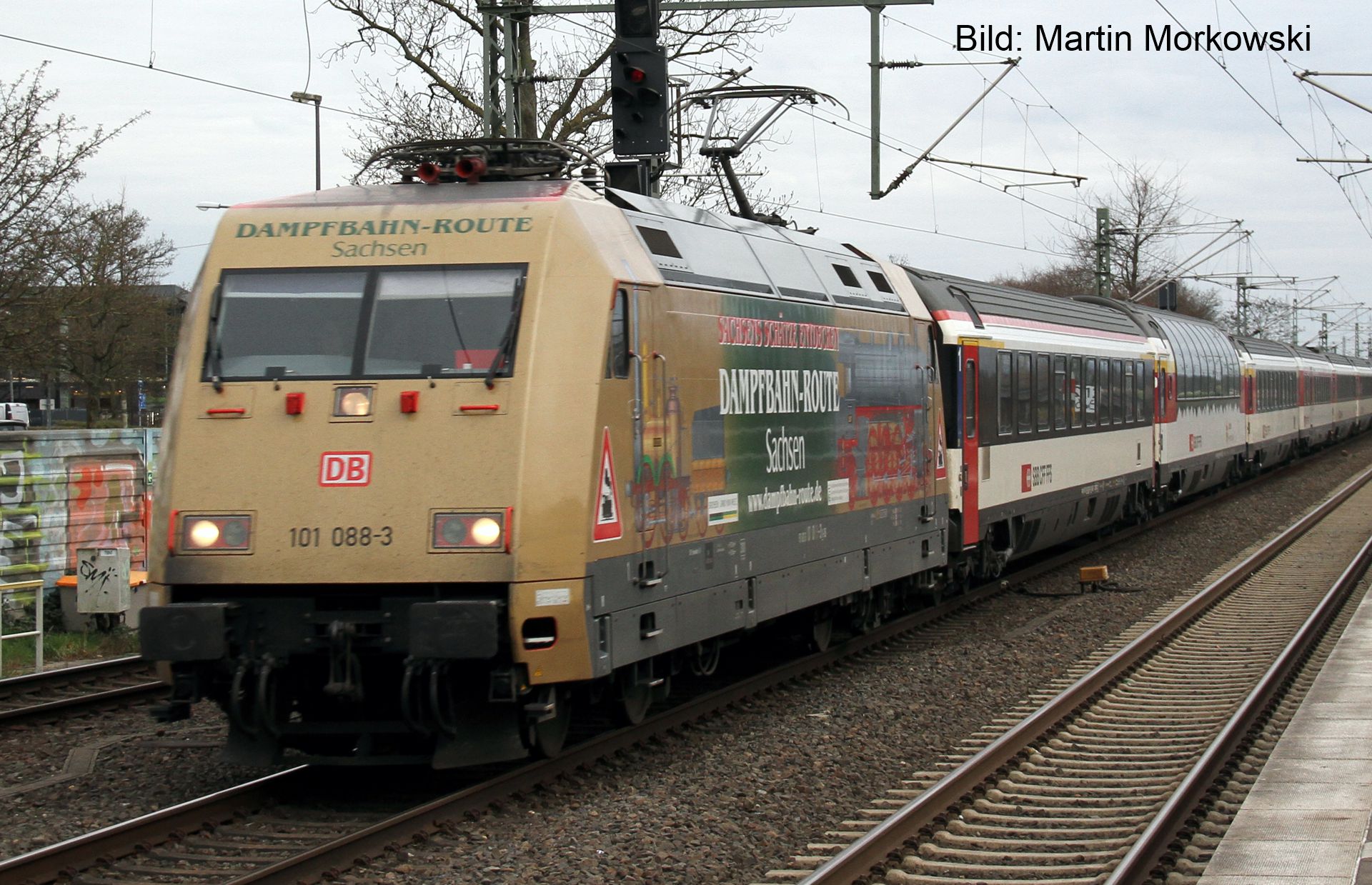 Tillig 502240-ZZ - E-Lok 101 088-3, DBAG, Ep.VI 'Dampfbahn-Route-Sachsen', DC-Sound