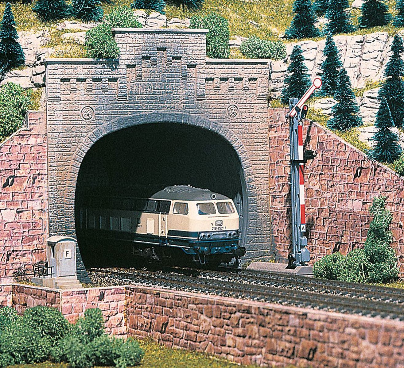 Vollmer 47813 - Tunnelportal, zweigleisig