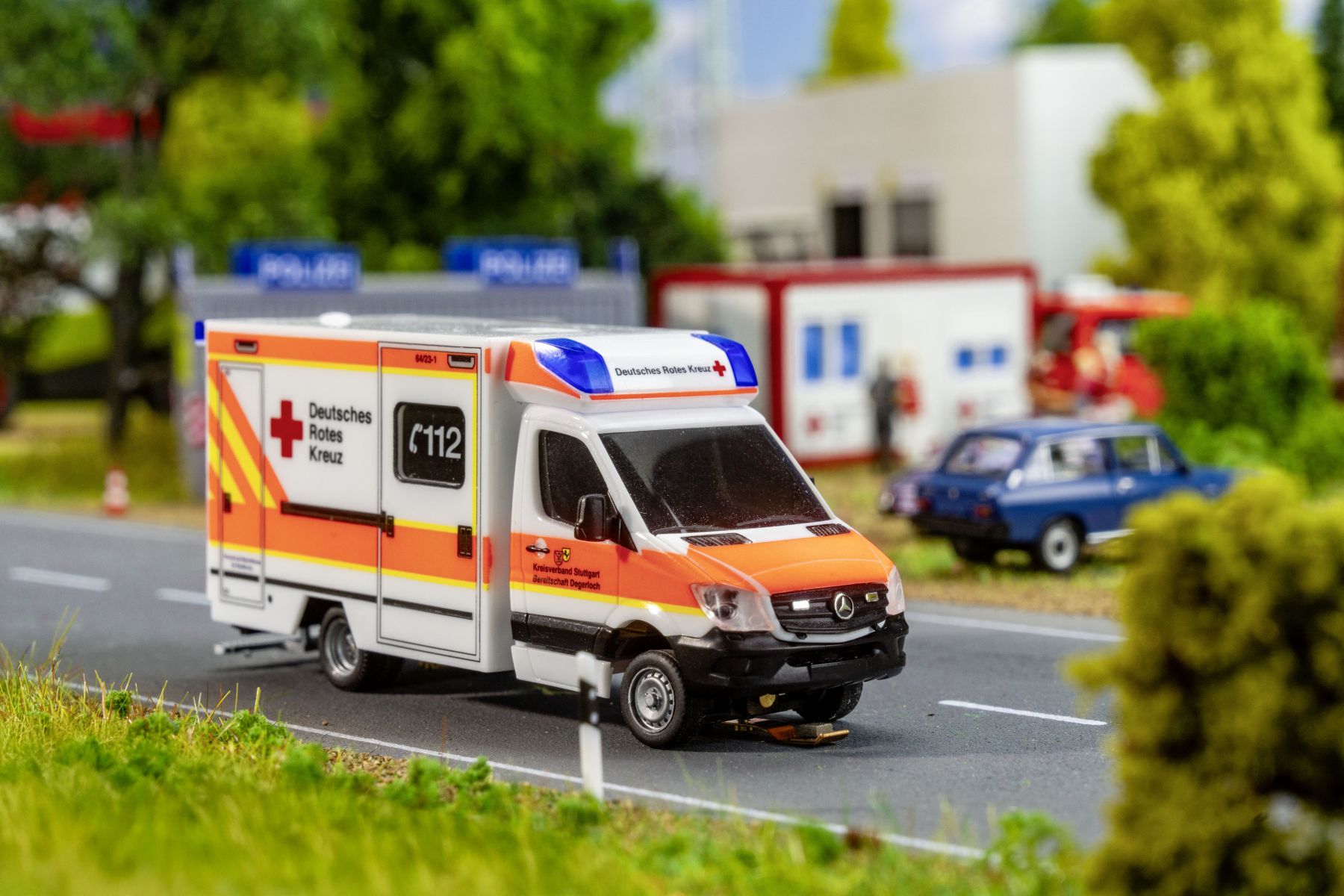 Faller 161321 - Car System Digital MB Sprinter Rettungswagen DRK (HERPA)