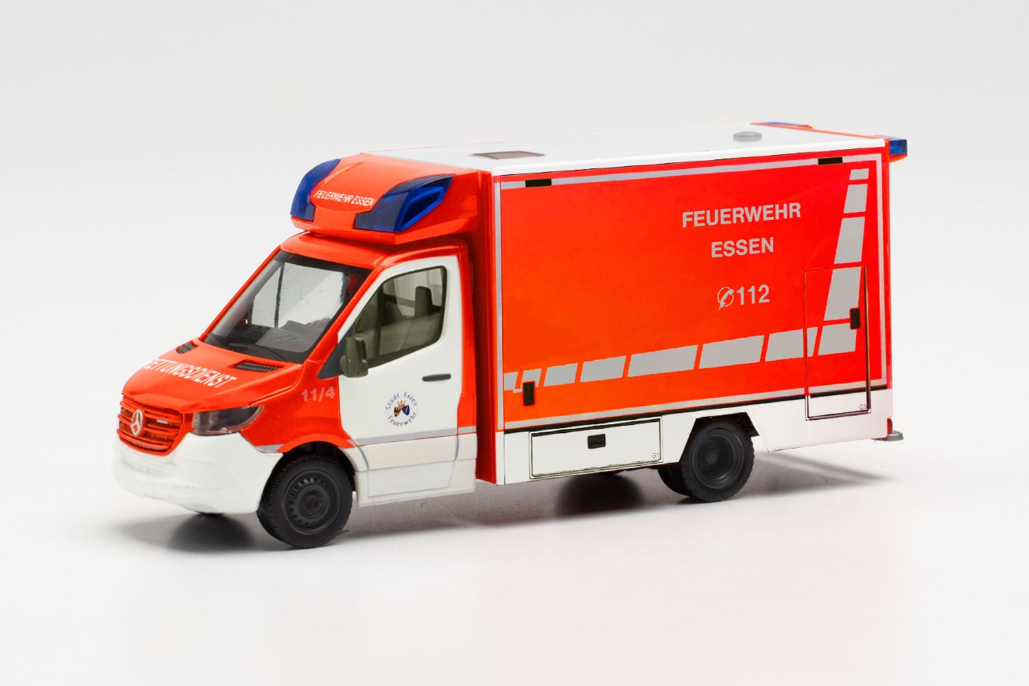 Herpa 096737 - Mercedes-Benz Sprinter `18 Fahrtec RTW 'Feuerwehr Essen'