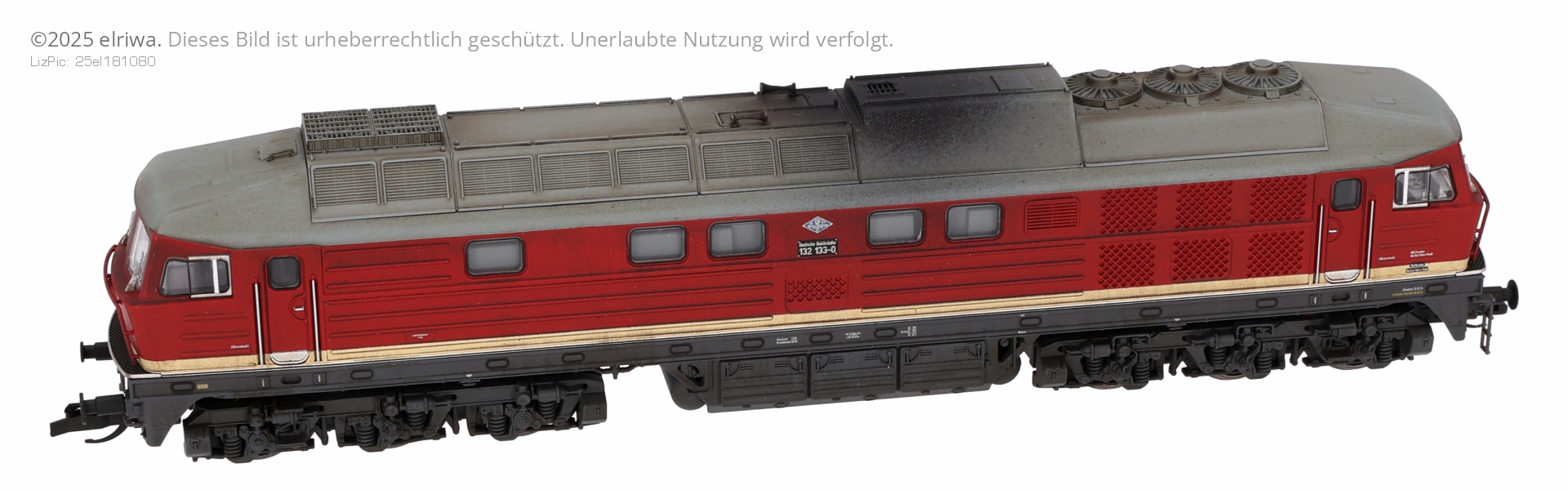 Tillig 502436-ZHK-GA - Diesellok 132 133-0, Auslieferungszustand, DR, Ep.IV, DC-Sound, elektr. Kupplungen, gealtert