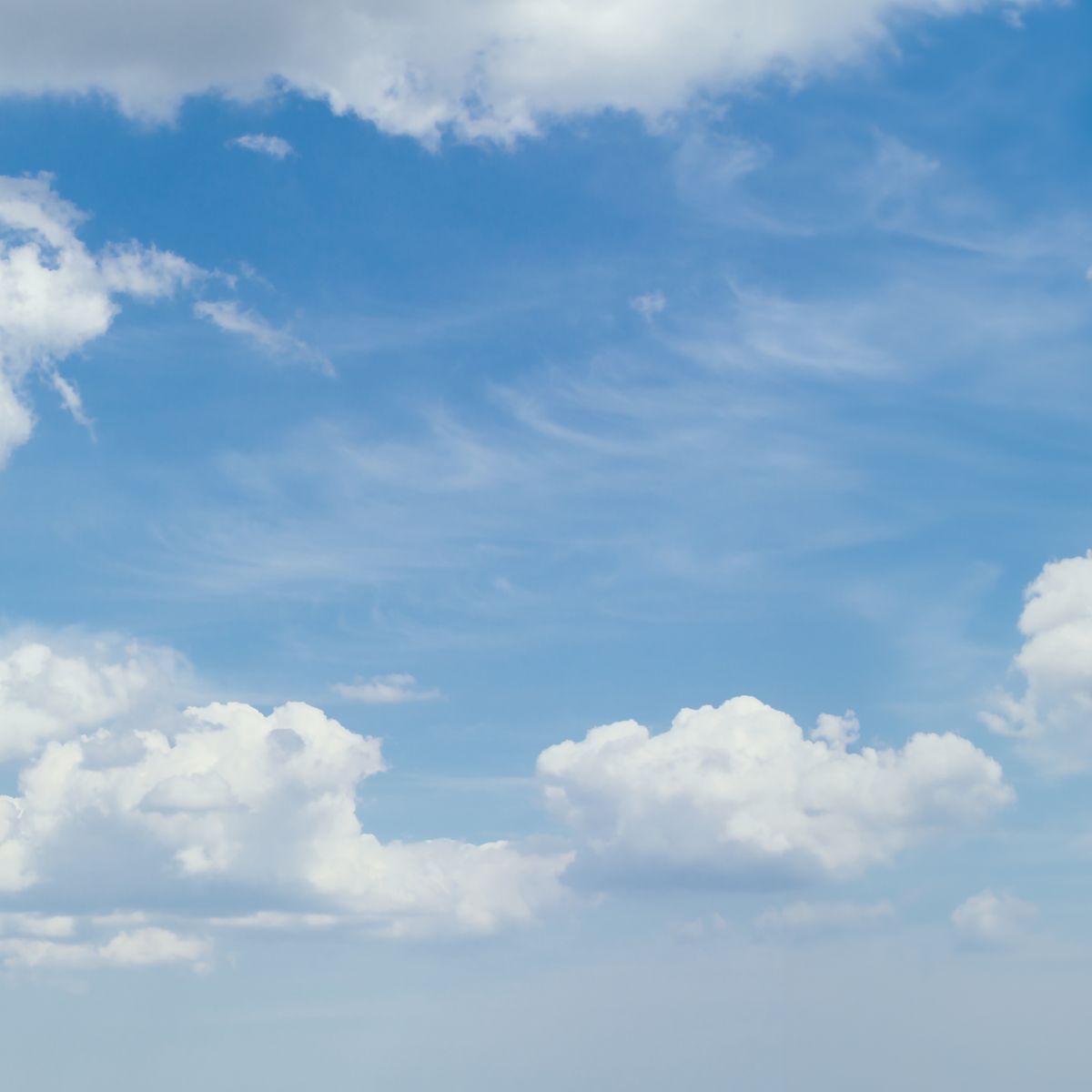elriwa M4-H100-E - Hintergrundplatte aus PVC-Hartschaum 'Himmel mit Wolken', Höhe 100 cm, Bild E