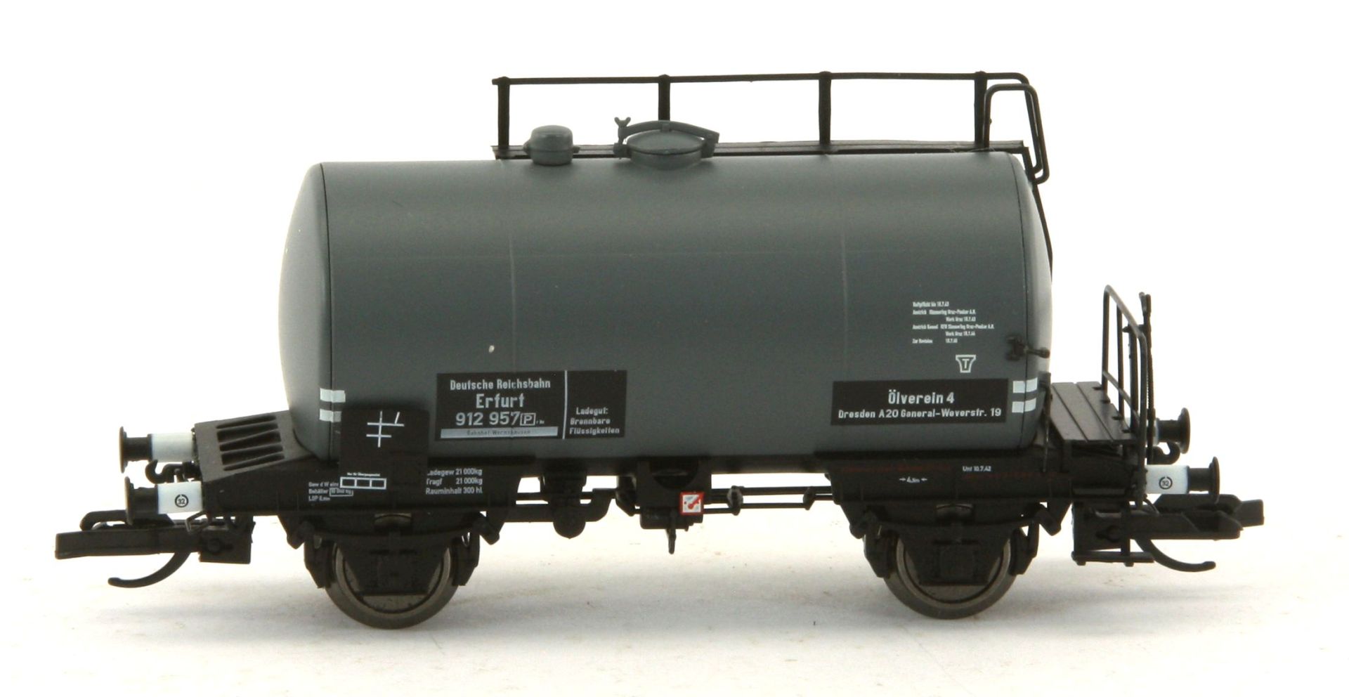Saxonia 120081 - 3er Set Kesselwagen 'Deutz', DRG, Ep.II 'Ölverein 4'