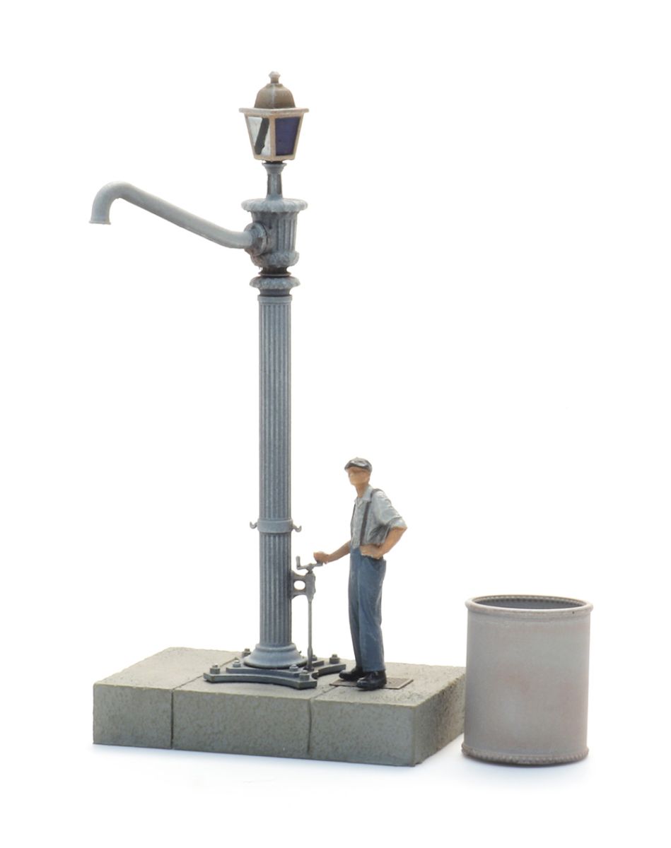 Artitec 387.590 - Wasserkran PLM M-12 und Figur Artitec 387.590 - Wasserkran PLM M-12 und Figur