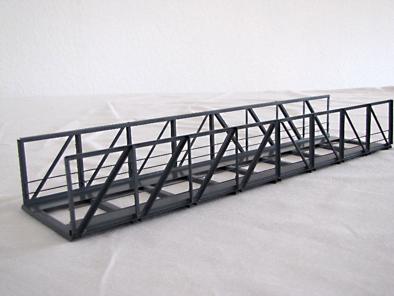 Hack 10200 - V30-64  -  Vorflutbrücke 30cm, 64mm breit, 1-gleisig, grau