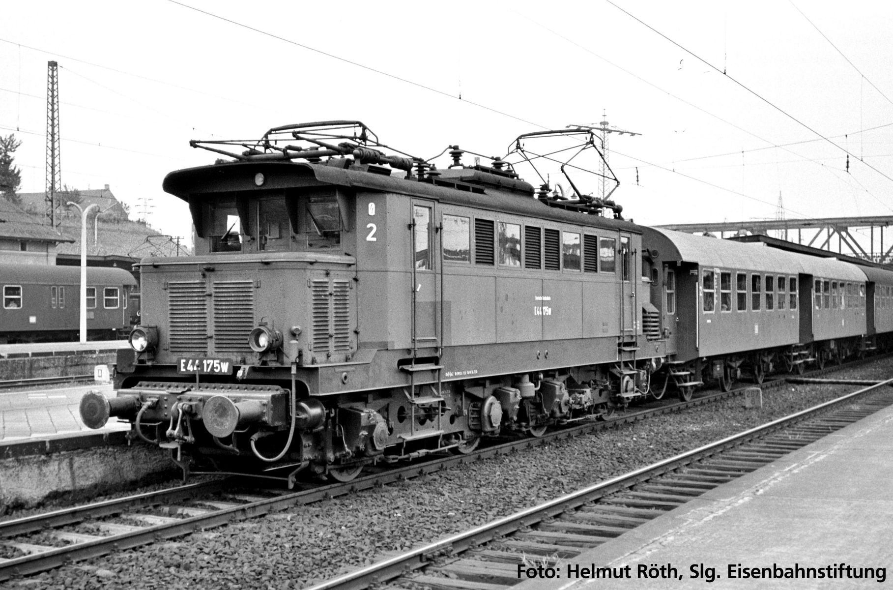 Piko 51191 - E-Lok E 44 W, DB, Ep.III, DC-Sound Piko 51191 - E-Lok E 44 W, DB, Ep.III, DC-Sound