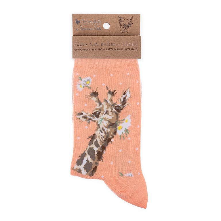 Wrendale Socken "Flowers", Motiv Giraffe mit Gänseblümchen im Maul, Orange mit weißen Punkten, aus Super Soft Bambus, Einheitsgröße, mit Geschenktasche