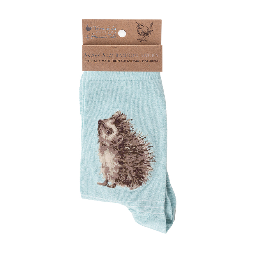 Wrendale Socken "Hedgehugs", Motiv Igel, lindgrün mit Streifen