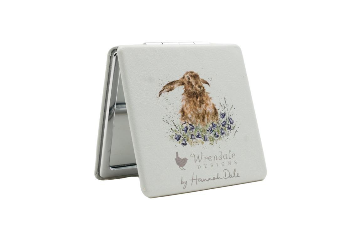 Wrendale Taschenspiegel zum klappen in Geschenkschachtel, Motiv Hase kaut Gras,mintgrün,7x7cm