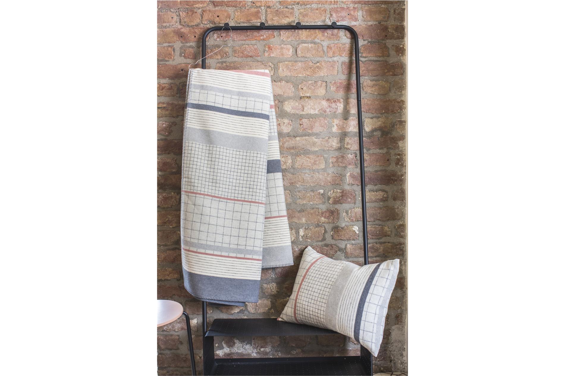 DAVID FUSSENEGGER Decke Sylt mit Zierstich Karo-Streifen Mix filz 140x200 cm