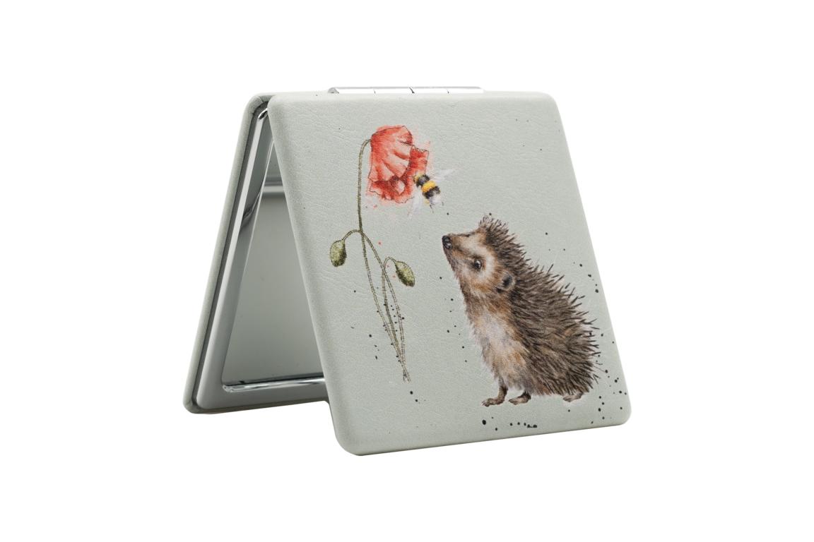 Wrendale Taschenspiegel zum klappen in Geschenkschachtel, Motiv Igel schnuppert an Mohnblume, mintgrün 7x7cm