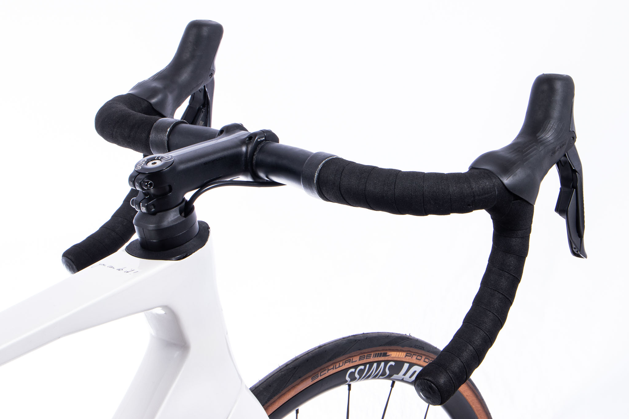 Pavo IV Ultegra Di2 Di28 Rh52cm Diamant 24K