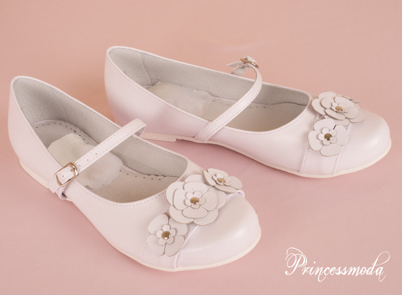 12_10-Ballerinas-4