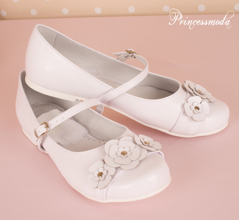 12_10-Ballerinas-2