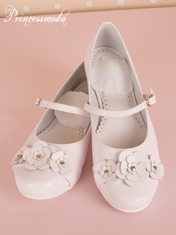 12_10-Ballerinas-3