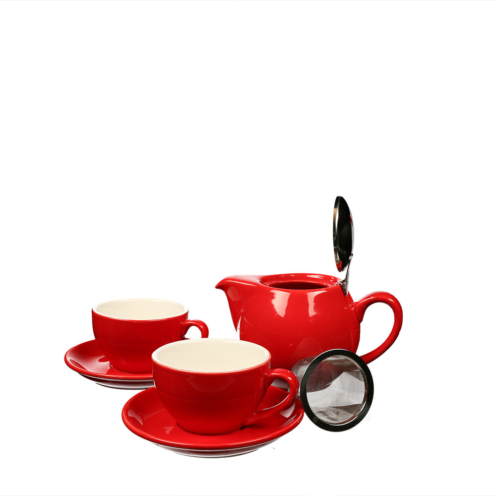 Schlichtes Tee-Set in Rot mit zeitloser Erscheinung