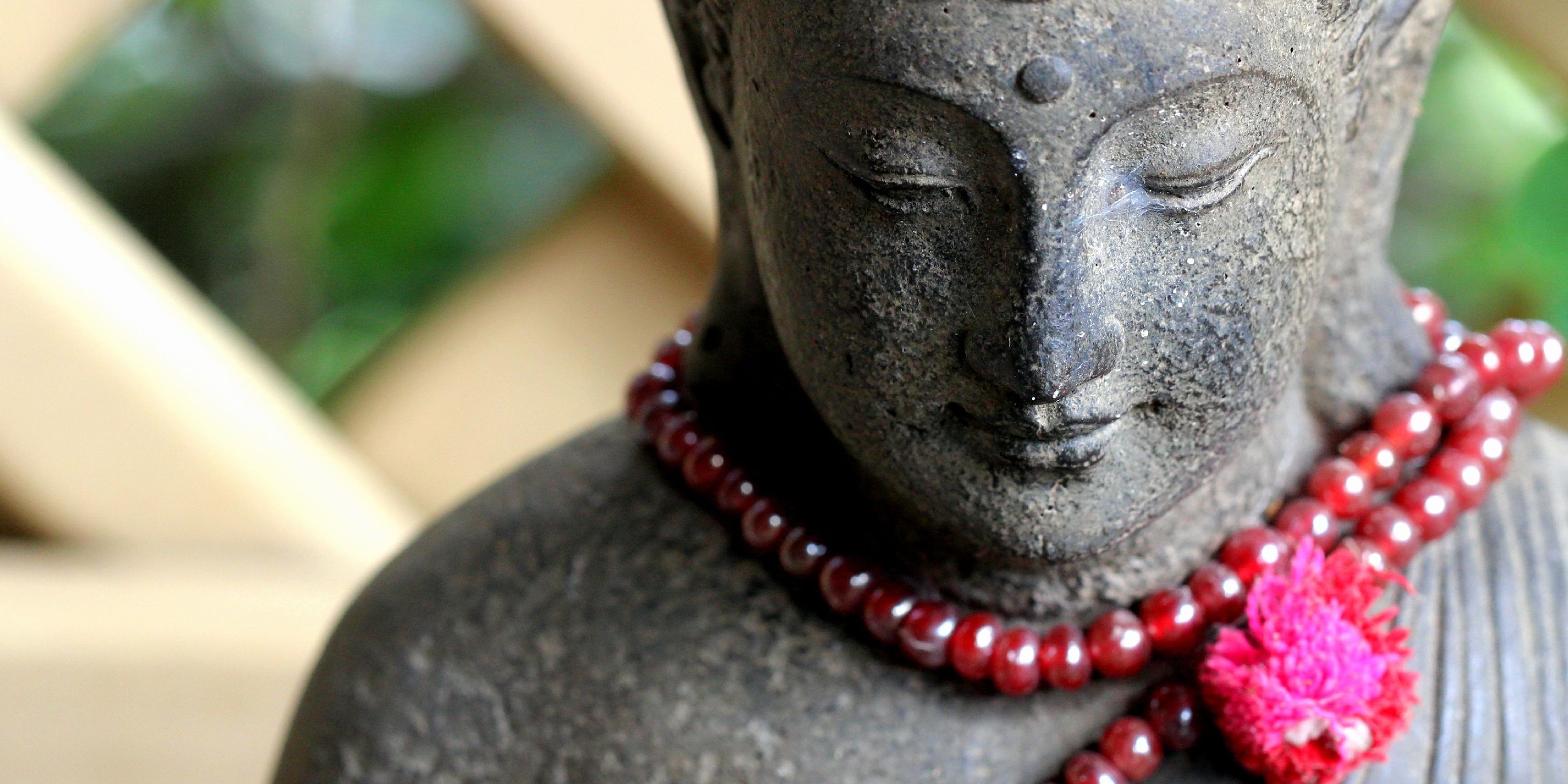 Asiatische Steinfiguren: Fernöstlicher Charme für Ihr Zuhause