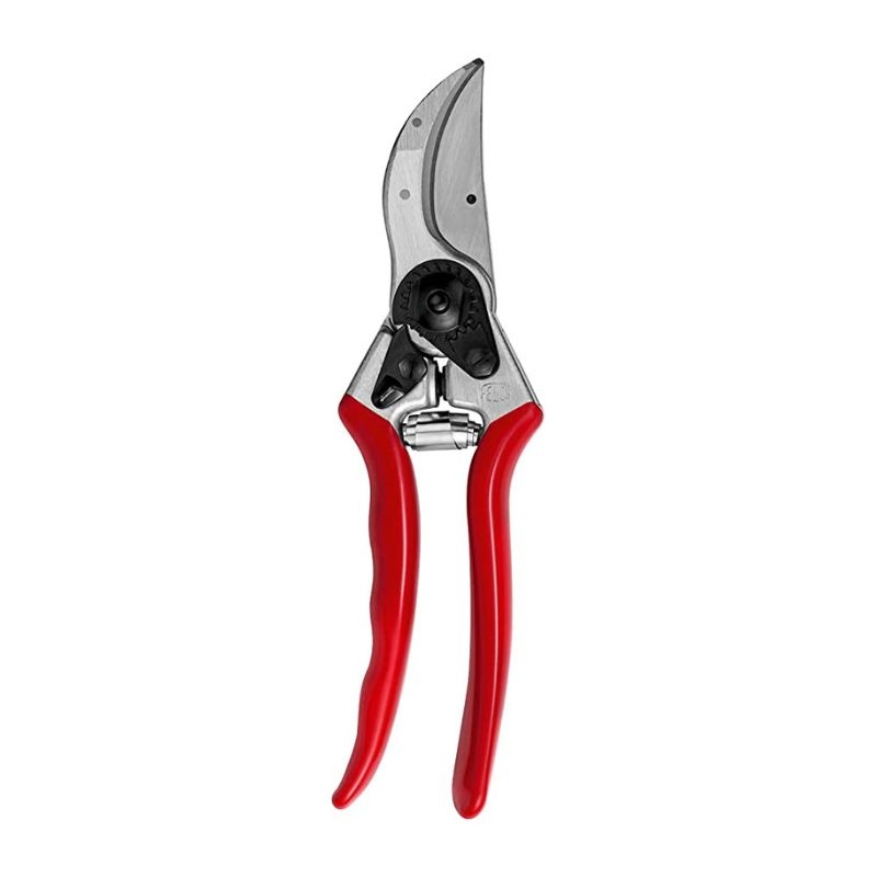 Felco 2 snoeischaar met comfortabele, ergonomische handgrepen voor moeiteloos snoeien.