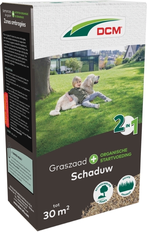 Groene doos DCM Ombra Plus graszaad voor schaduwgazons, 30m², met afbeelding van een groen gazon in de schaduw.