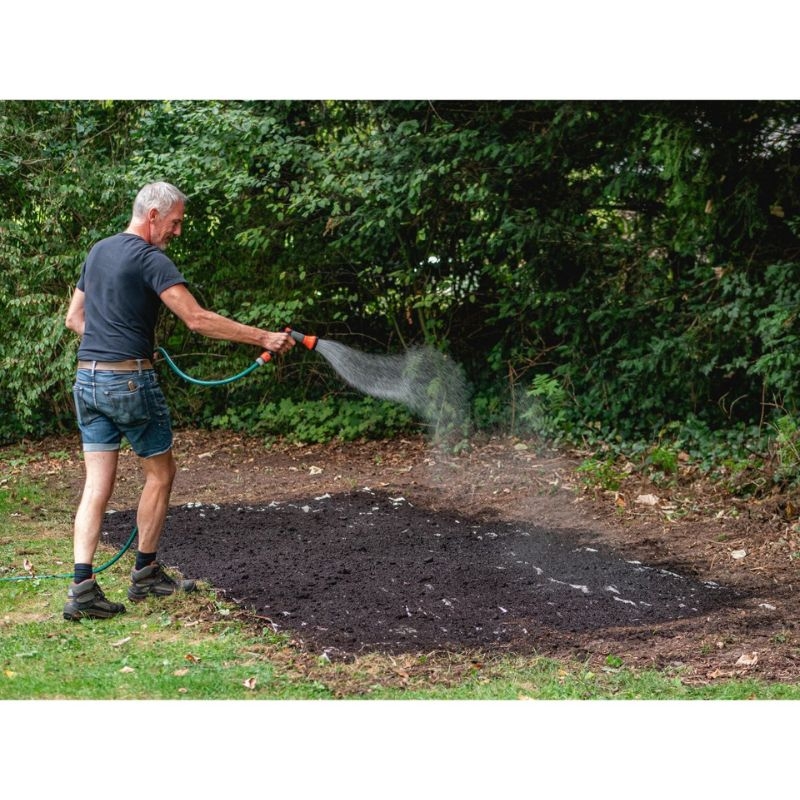 Herstel kale plekken in je gazon met Ecostyle SowEazy herstelvellen (10 stuks). De vellen zijn eenvoudig aan te brengen en zorgen voor een dichte, groene grasmat.